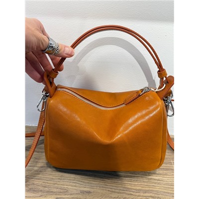 Сумка женская натуральная кожа арт. 9881 Размер : 22*10*17