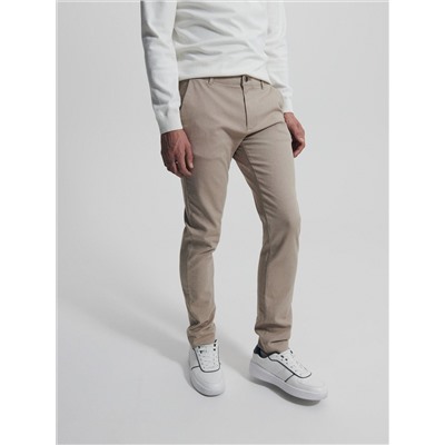 Schlichte Chinohose