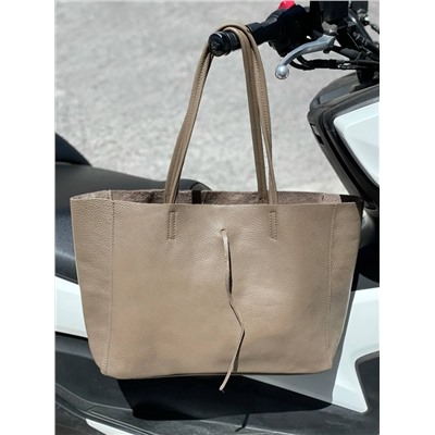 PELLE 21-23 (670)