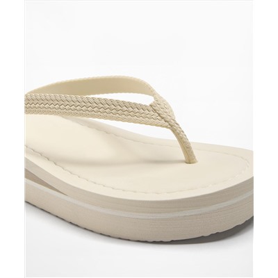 Beachwear platforms