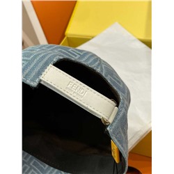 Стильная бейсболка  FEND*I 💛