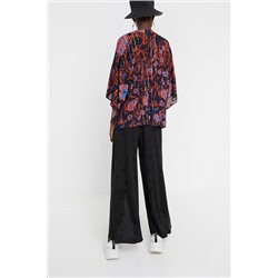 Blusa floral manga murciélago