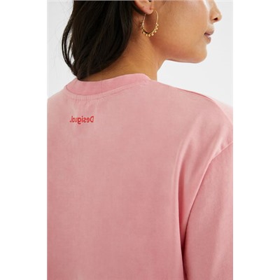 Camiseta crop decoración frontal
