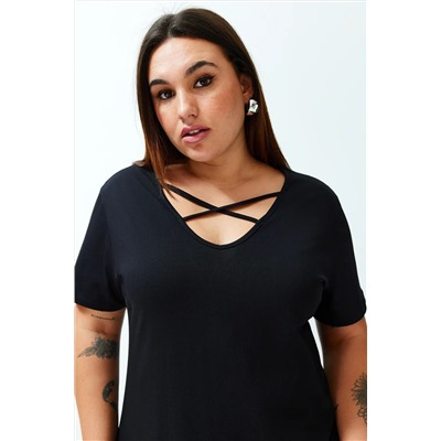 Siyah Çarpraz İp Detaylı Midi %100 Pamuk Örme Elbise TBBSS24AH00165