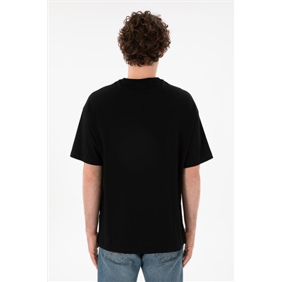 Erkek Oversize Fit Bisiklet Yaka Siyah Tişört