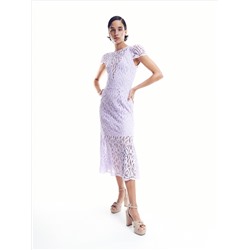 Kleid mit Lochmuster