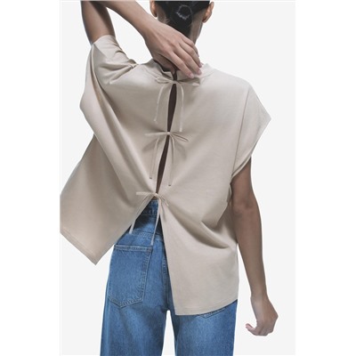 T-SHIRT WITH BACK TIES