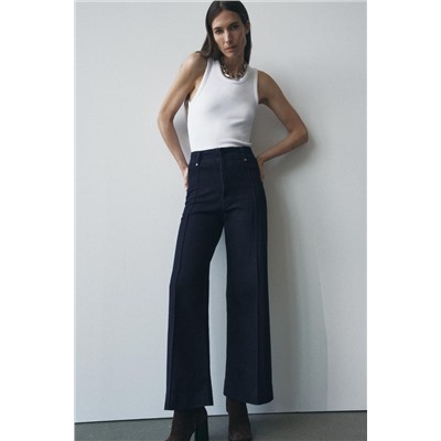 STRETCH RIBBED T-SHIRT