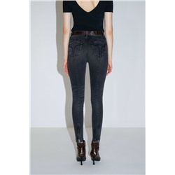 Vaquero slim fit de tiro alto Negro
