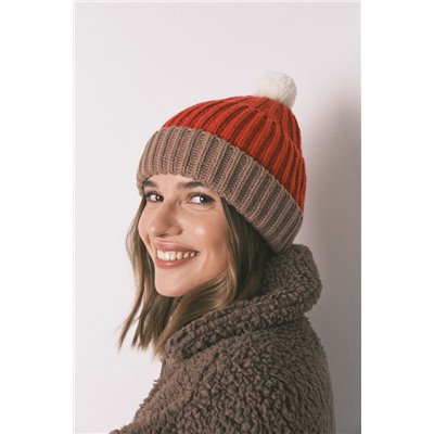 Gorro tipo beanie rojo