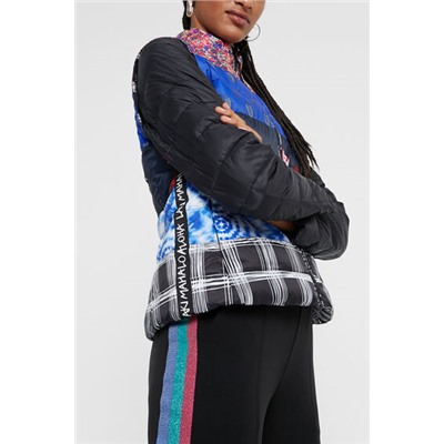 Chaqueta eco acolchada patch estampados