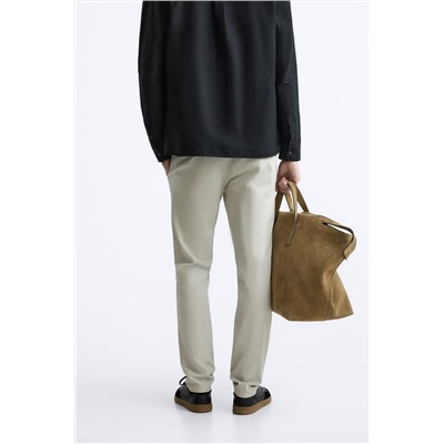 PANTALÓN CHINO