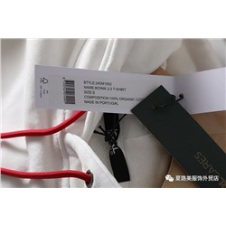 Худи унисекс с невероятно ярким акцентом (принтом) на спине Karl Lagerfel*d 💞