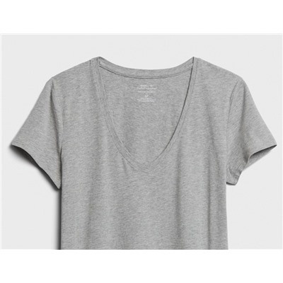 Timeless V-Neck T-Shirt