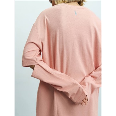 Лонгслив oversize с разрезами на локтях