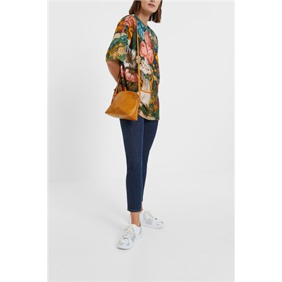 Camiseta oversize floral