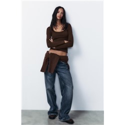 RIBBED LONG SLEEVE T-SHIRT