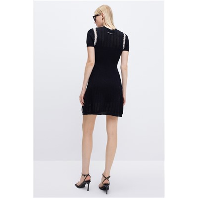 Vestido recto Negro