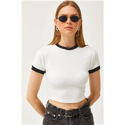 Olalook, Kadın Beyaz Renk Şeritli Likralı Crop Ottoman Bluz BLZ-19002582