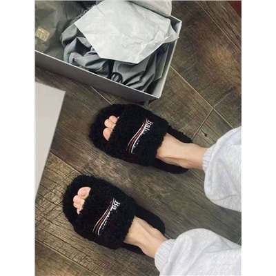 Махровые тапочки для дома и улицы Balenciag*a