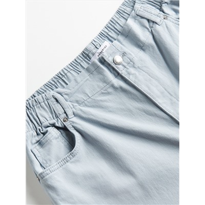 Hose im Mom-Fit
