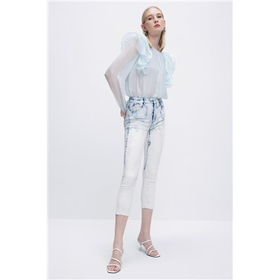 Vaquero slim fit 7/8 Azul claro y blanco