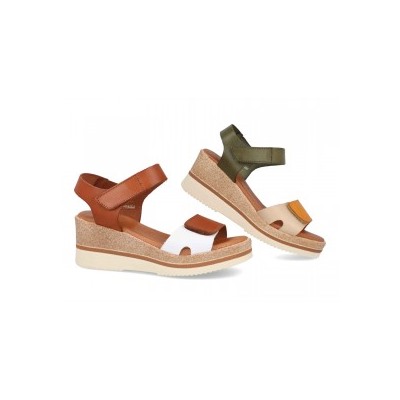 662 - BDA
                SANDALIAS DE CUÑA