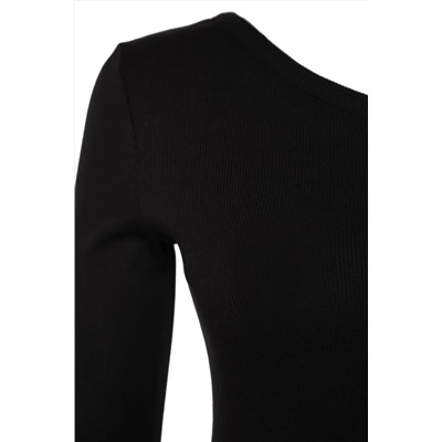 Siyah Fitted/Vücuda Oturan Omzu Açık Fitilli Pamuklu Esnek Örme Bluz TBBAW24AF00002