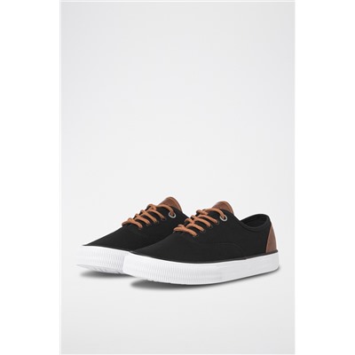 Tenis Negro