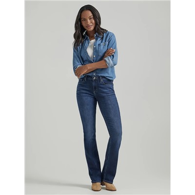 WOMEN'S LEGENDARY REGULAR BOOTCUT JEAN IN COMPASS