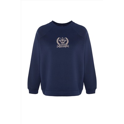 Lacivert Kalın İçi Polarlı Nakış Detaylı Örme Büyük Beden Sweatshirt TBBAW24AO00021