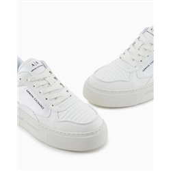 HIGH-SOLED SNEAKERS WITH NAMING LOGO