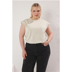 Bej Regular Fit %100 Pamuk Örme Büyük Beden T-shirt TBBSS25BF00004
