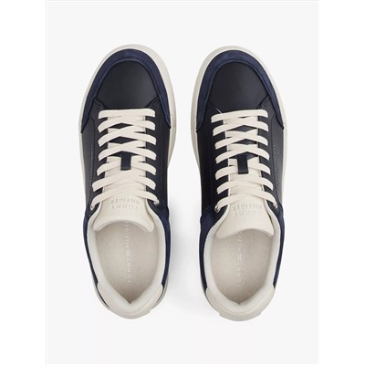 Tonal Logo Court Sneaker