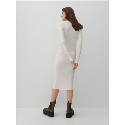 Strickkleid mit Gestreifter Struktur