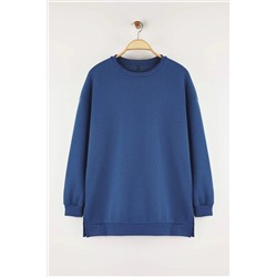 Indigo Kalın İçi Polarlı Yırtmaçlı Oversize/Bol Kesim Örme Büyük Beden Sweatshirt TBBAW24AO00003