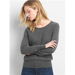 Cashmere crew sweater