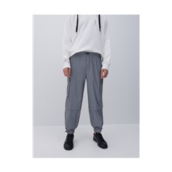 Jogger-Hose aus reflektierendem Material