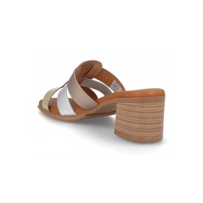 3454 - BDA
                SANDALIAS DE TACÓN