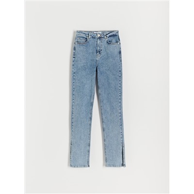 Jeans im Straight-Fit mit Saumschlitzen