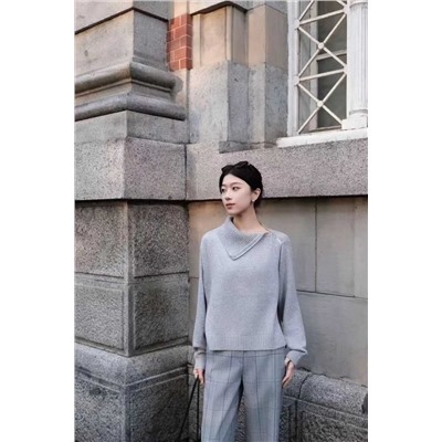 Женский шерстяной свитер с косой молнией на горловине ICICL*E ОРИГИНАЛ!