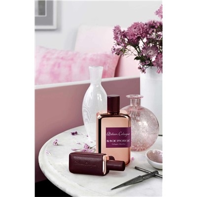 ATELIER COLOGNE CAMELIA INTREPIDE COLOGNE ABSOLUE edс 2ml пробник