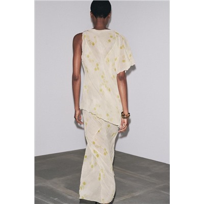 FLORAL PRINT CAPE DRESS