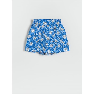 Shorts mit Lochmuster