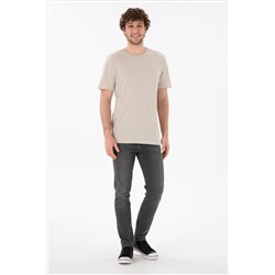 Erkek Regular Fit Bisiklet Yaka Taş Basic Tişört