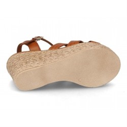 1982 - BDA
                SANDALIAS DE CUÑA