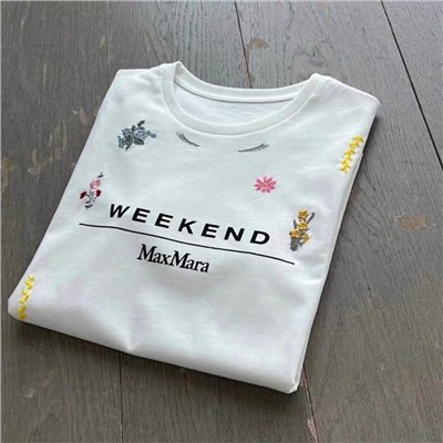 Женская футболка  Ma*xMar*a Weekend   Экспорт