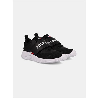 KIDS' BLACK STRAP RUNNER