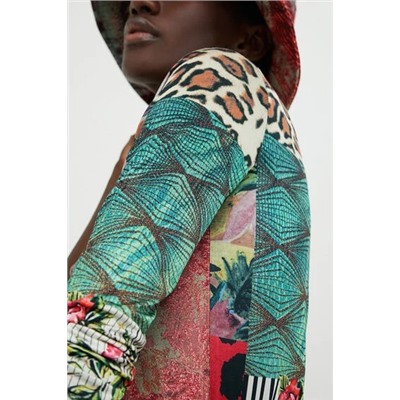 Camiseta slim patch digital