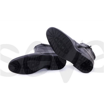 Latino, BOTIN CABALLERO PIEL